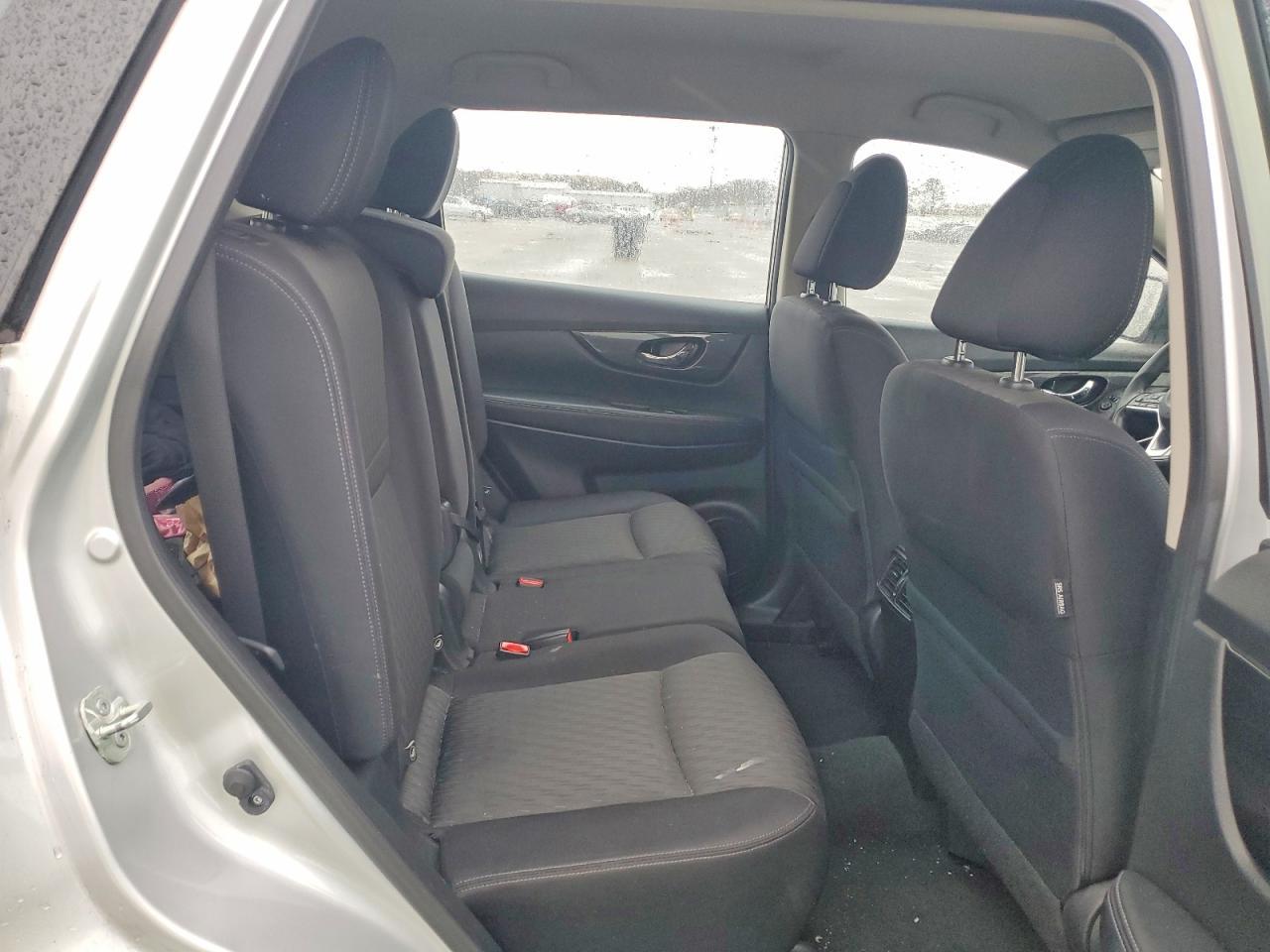 2018 Nissan Rogue S - zdjęcie 11