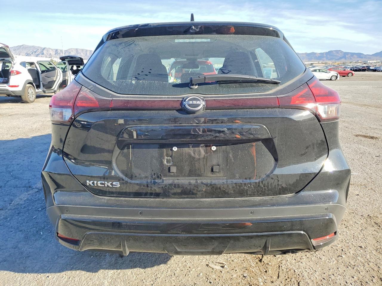 2025 Nissan Kicks Play S - zdjęcie 6