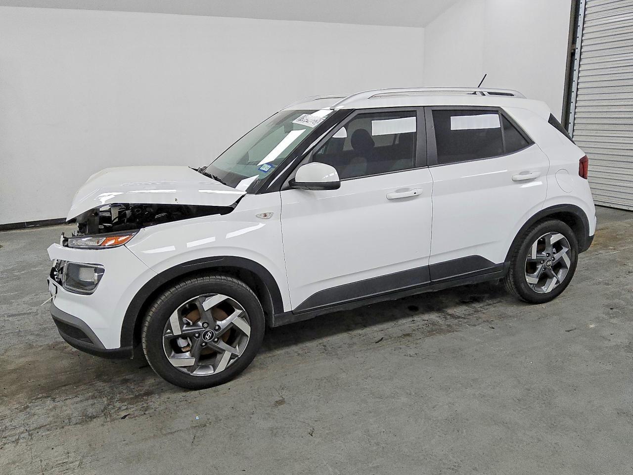 2025 Hyundai Venue Sel - zdjęcie główne