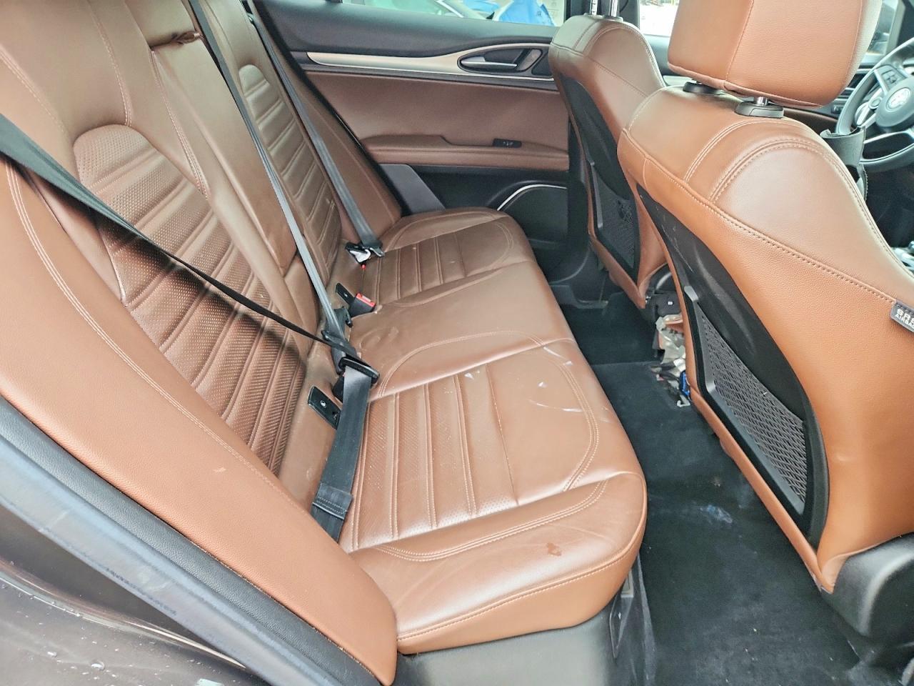 2019 Alfa Romeo Stelvio Ti - zdjęcie 10