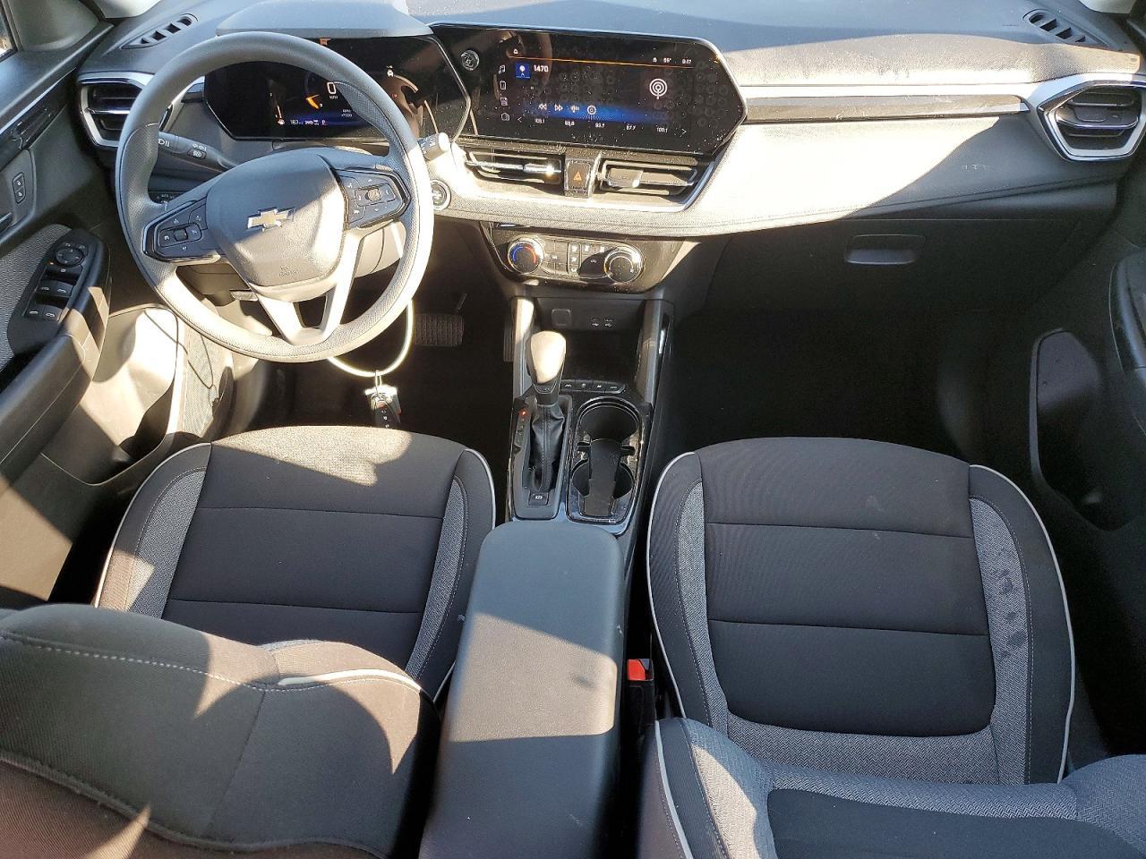 2025 Chevrolet Trailblazer Lt - zdjęcie 8