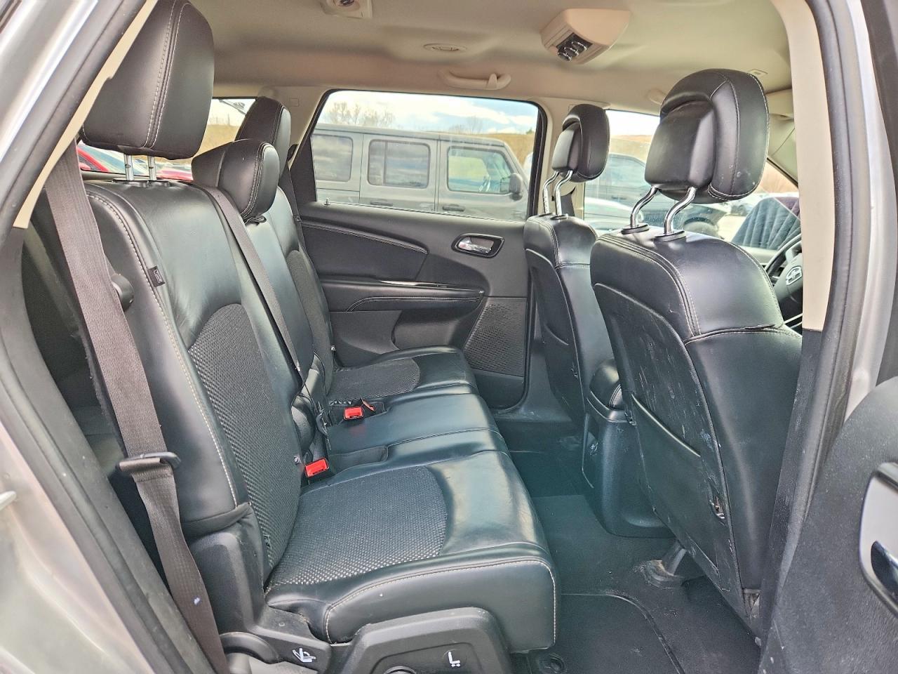 2018 Dodge Journey Crossroad - zdjęcie 11