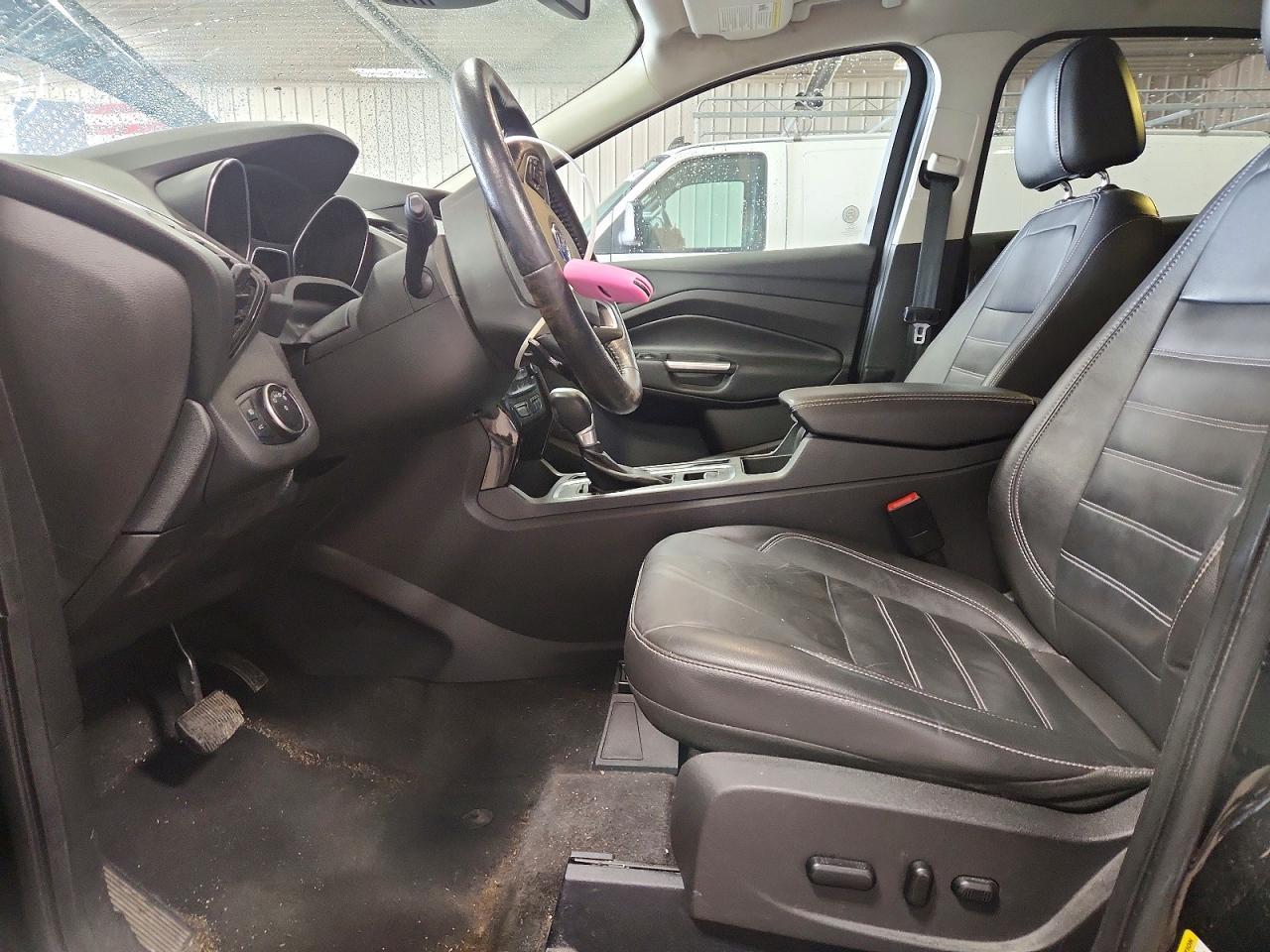 2017 Ford Escape Titanium - zdjęcie 7