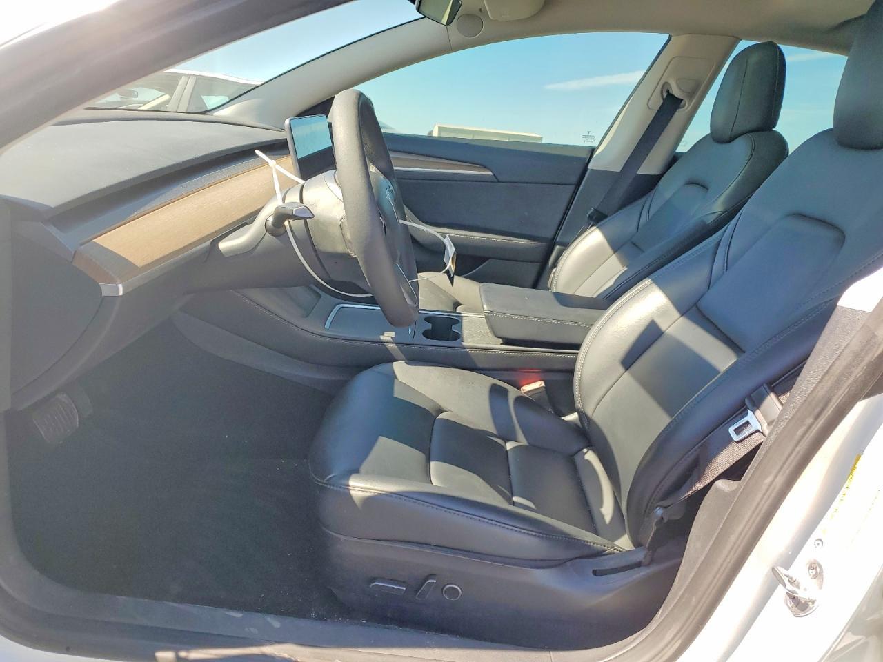 2023 Tesla 3 - zdjęcie 7