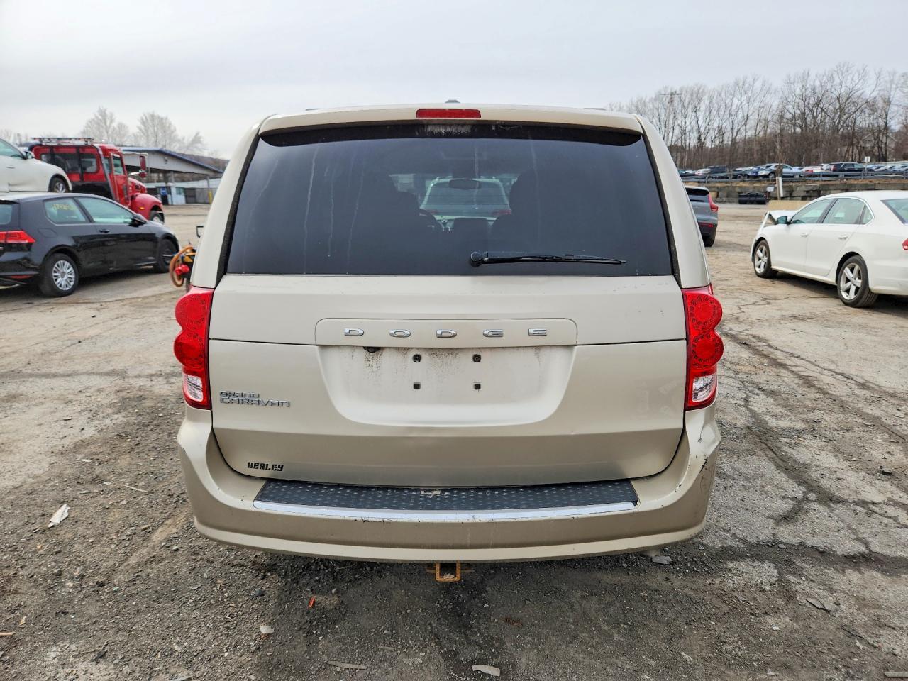 2013 Dodge Grand Caravan Sxt - zdjęcie 6