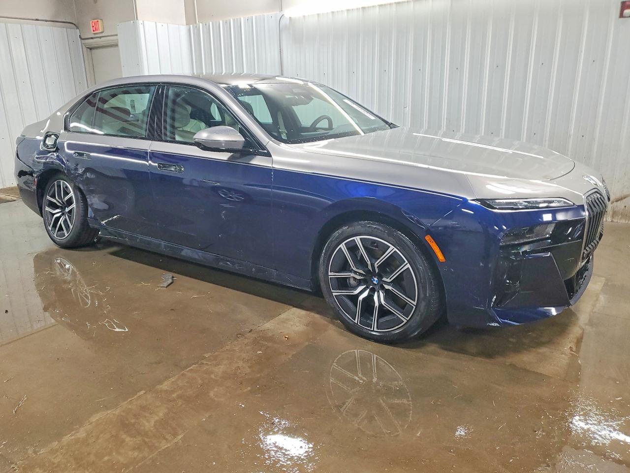 2025 BMW 760 Xi - zdjęcie 4