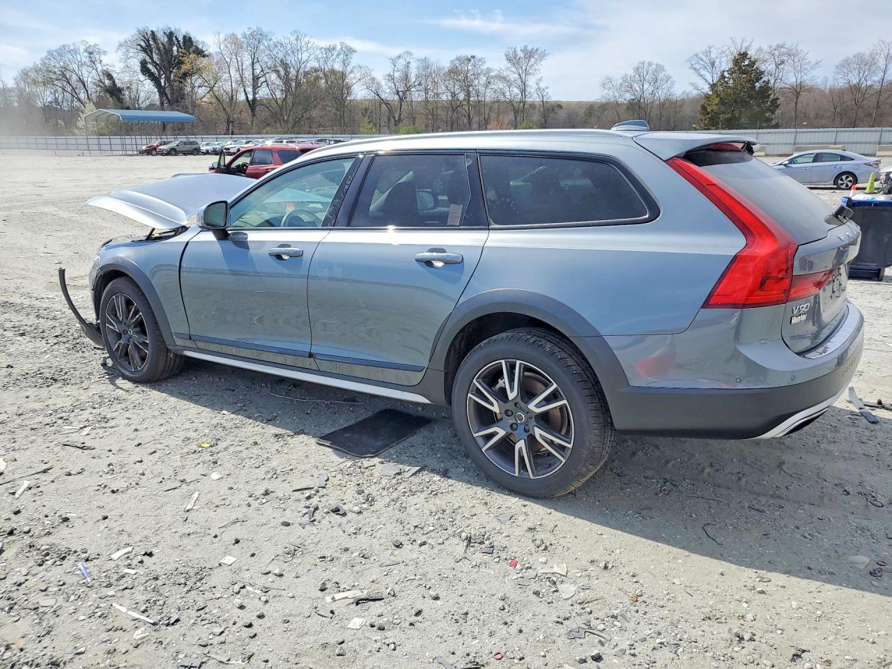2017 Volvo V90 Cross Country T6 Inscription - zdjęcie 2