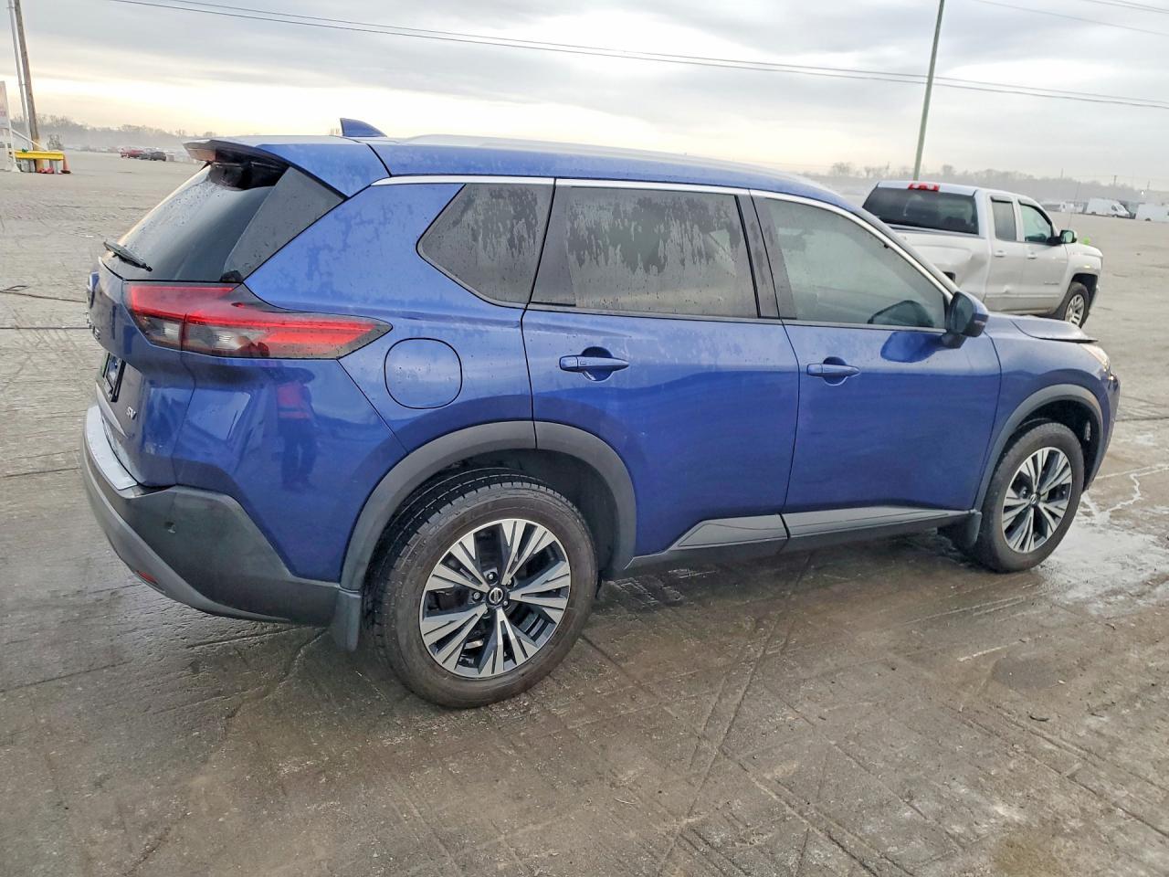 2021 Nissan Rogue Sv - zdjęcie 3