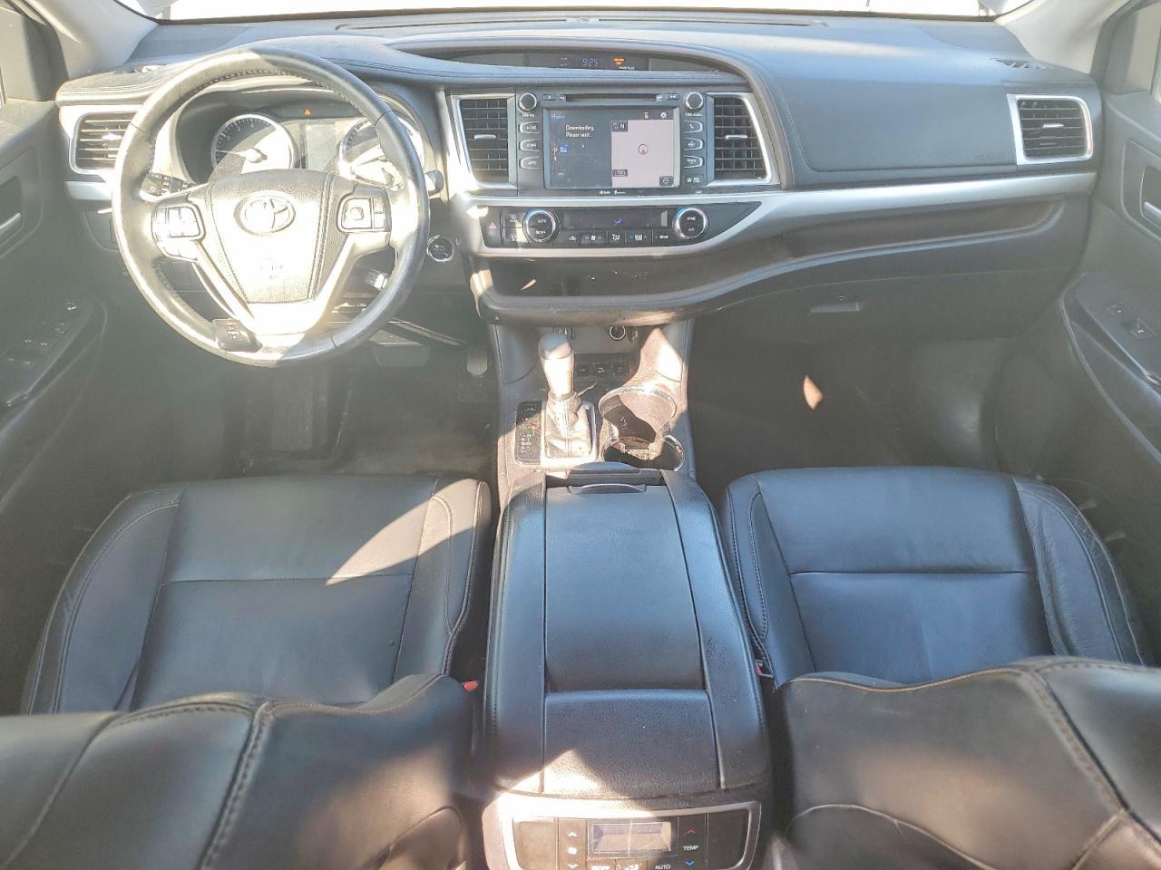 2015 Toyota Highlander Xle - zdjęcie 8