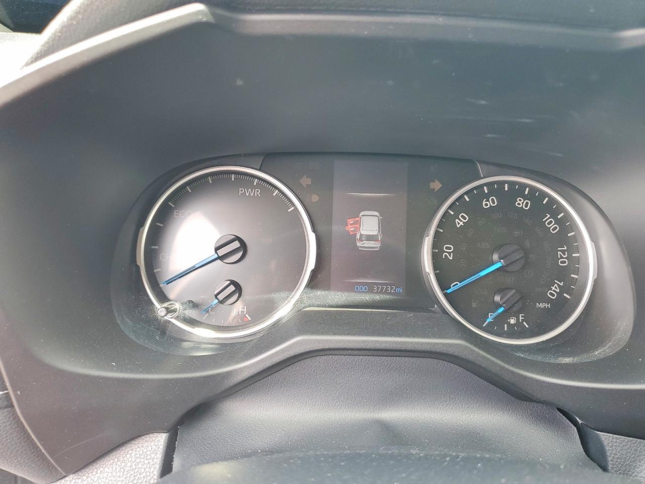 2020 Toyota Rav4 Hybrid Xle - zdjęcie 9