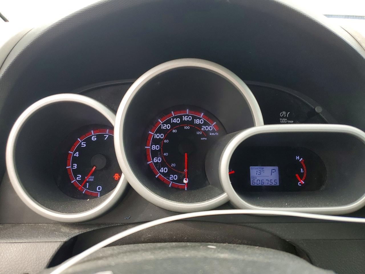 2014 Toyota Matrix - zdjęcie 9