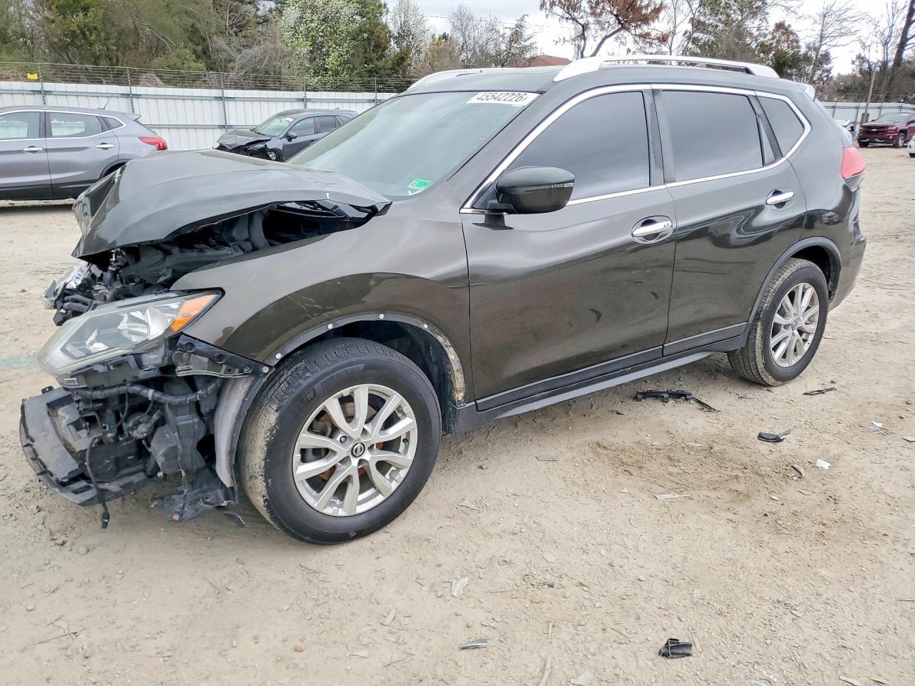 2017 Nissan Rogue Sv - zdjęcie główne