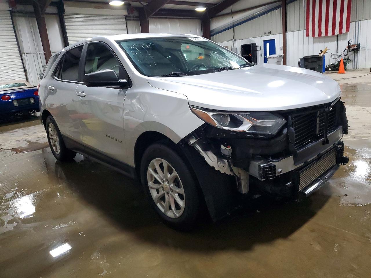 2020 Chevrolet Equinox Ls - zdjęcie 4