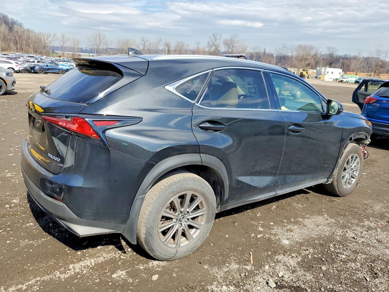 2021 Lexus Nx 300 Base - zdjęcie 3