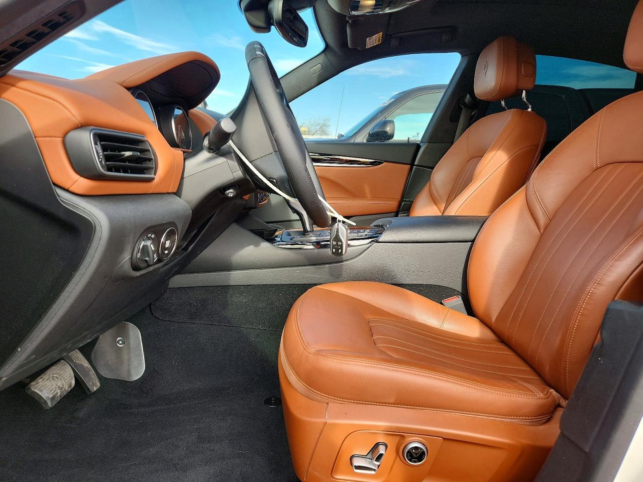 2022 Maserati Levante Base - zdjęcie 7