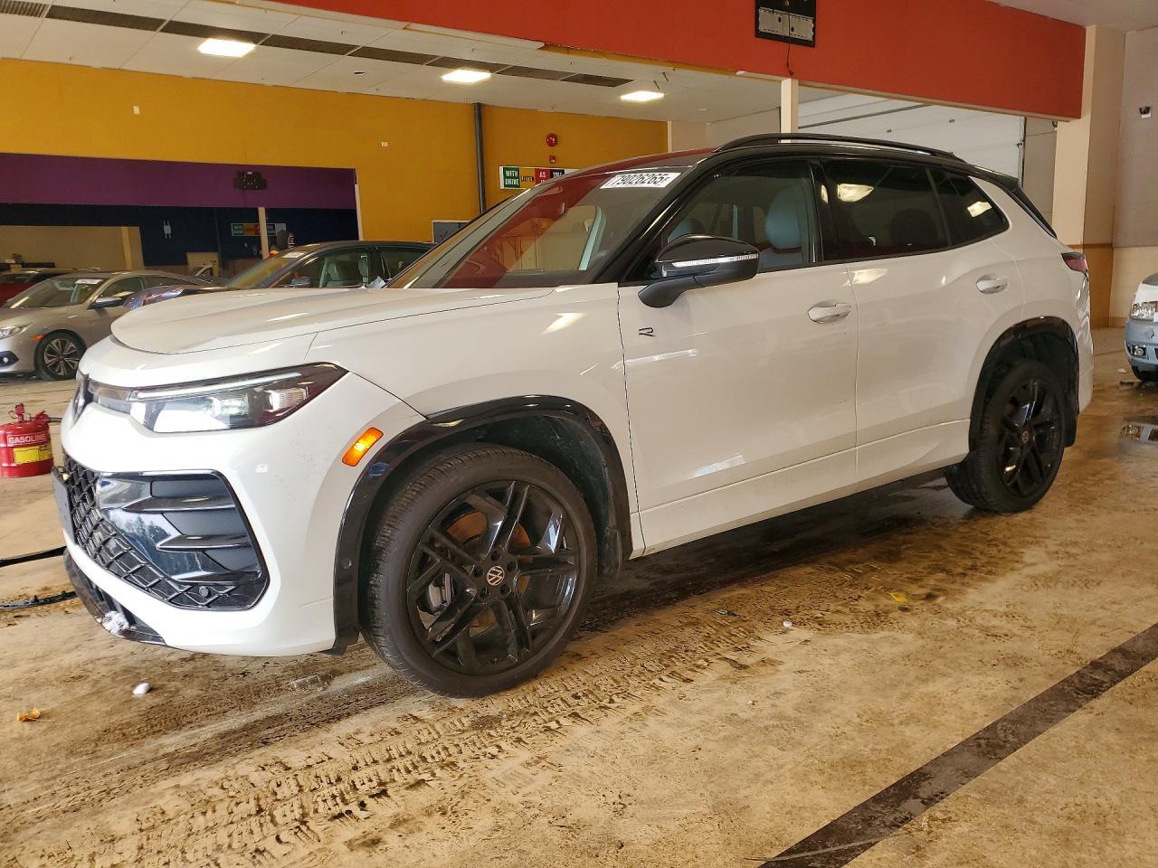 2025 Volkswagen Tiguan Se R-Line Black - zdjęcie główne