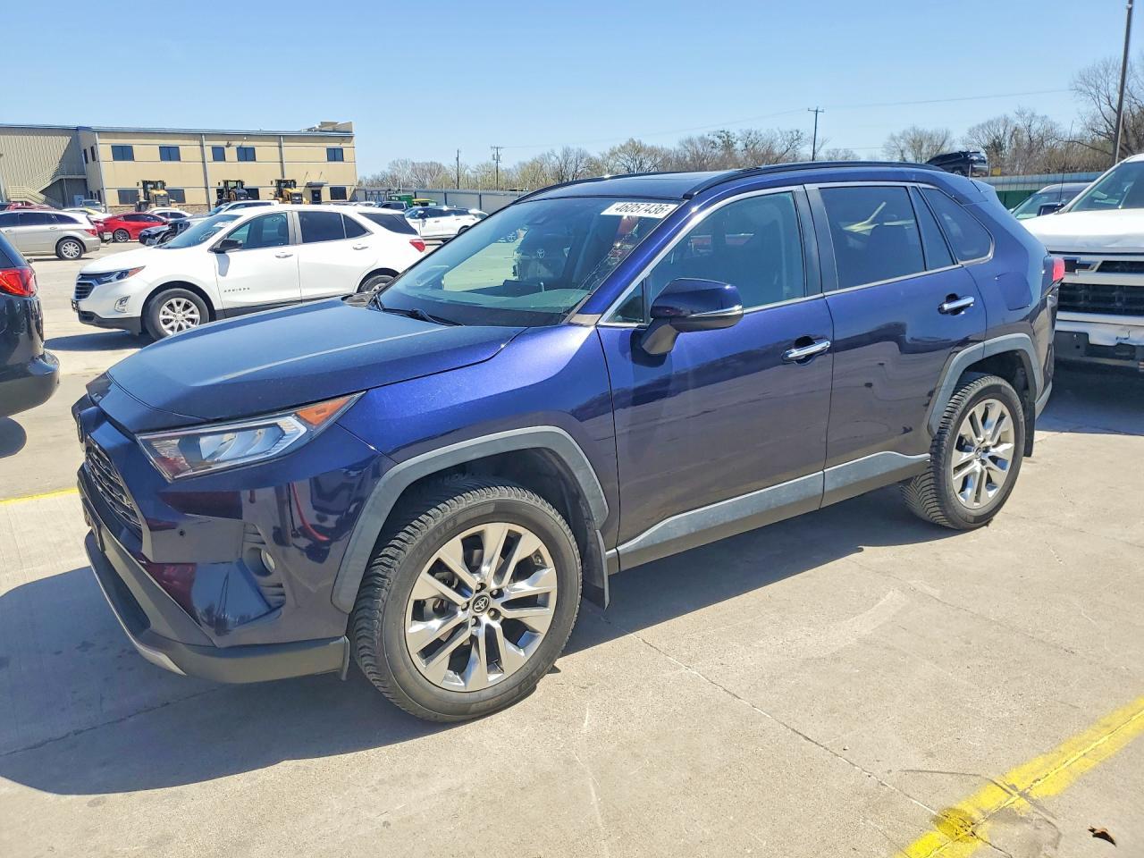 2019 Toyota Rav4 Limited - zdjęcie główne