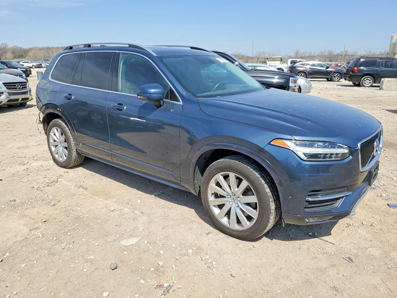 2019 Volvo Xc90 T6 Momentum - zdjęcie 4