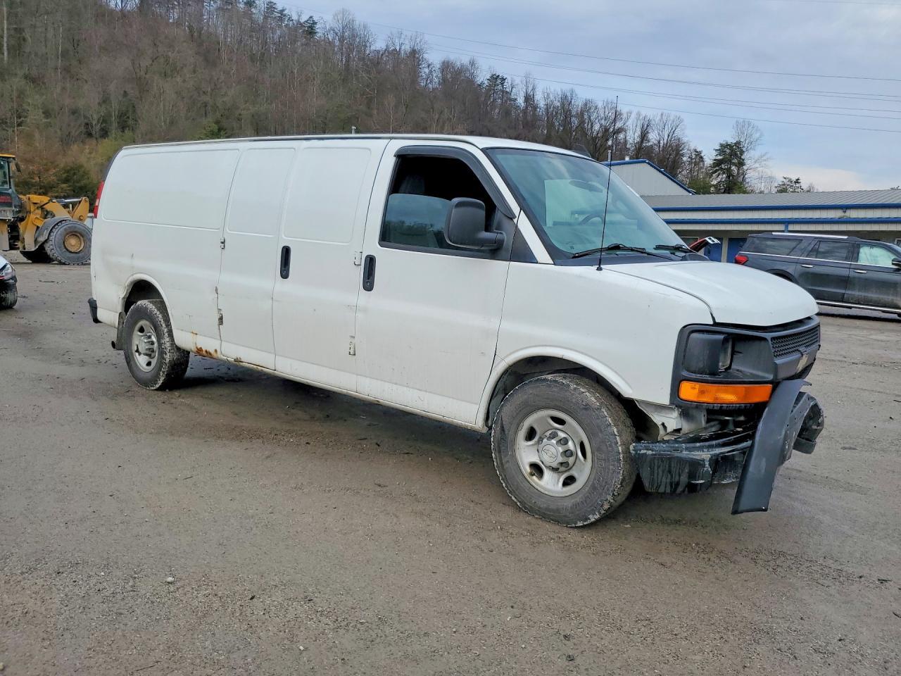 2016 Chevrolet Express G2500 - zdjęcie 4