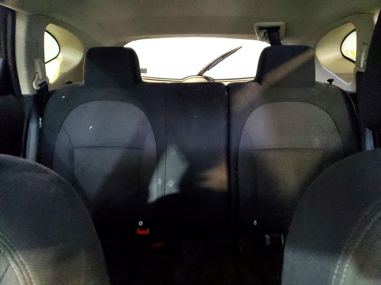 2013 Nissan Rogue S - zdjęcie 10