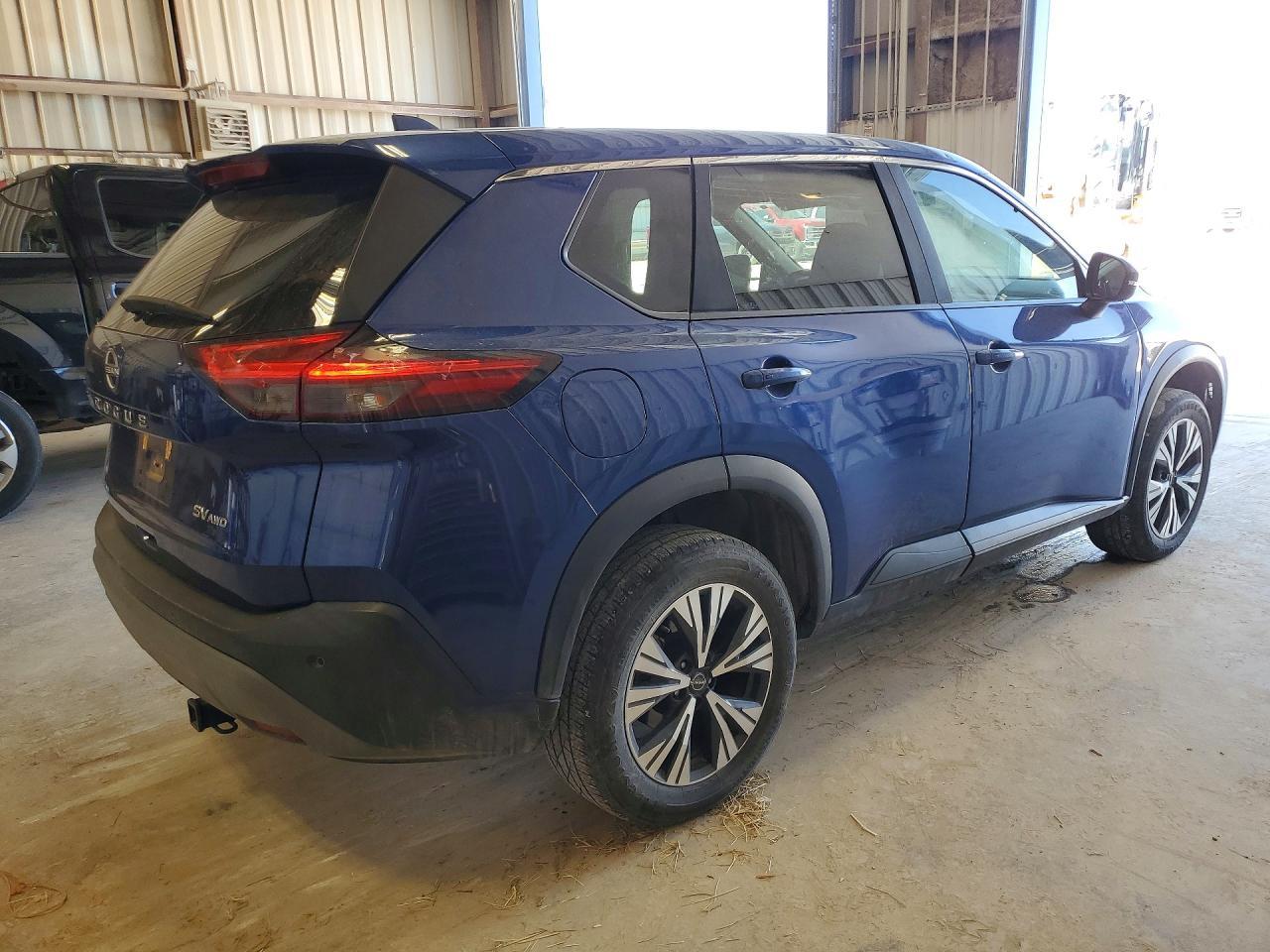 2022 Nissan Rogue Sv - zdjęcie 3