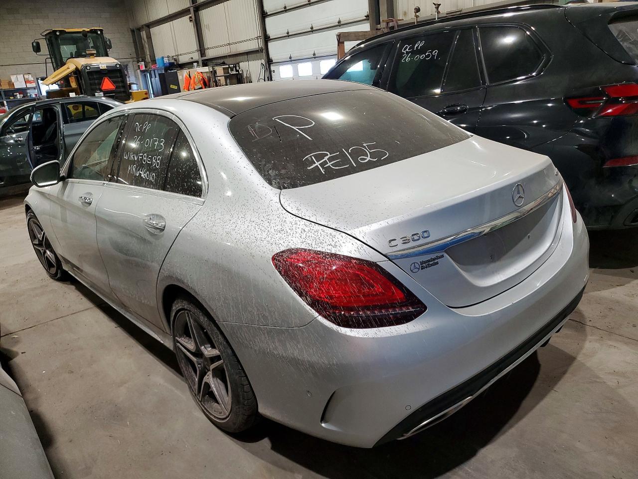 2021 Mercedes Benz C 300 4Matic - zdjęcie 2