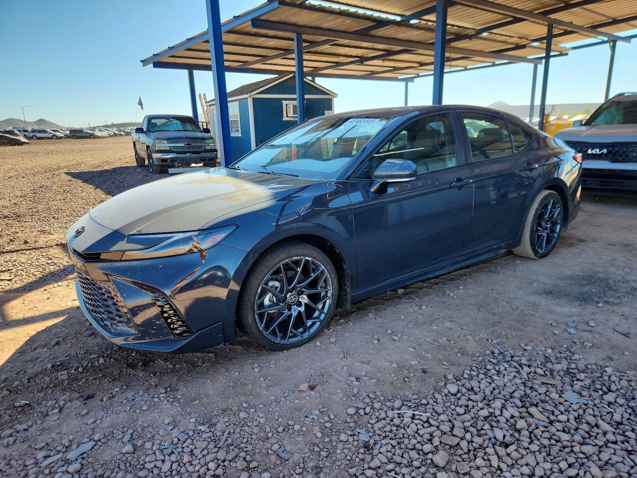 2025 Toyota Camry Xse - zdjęcie główne