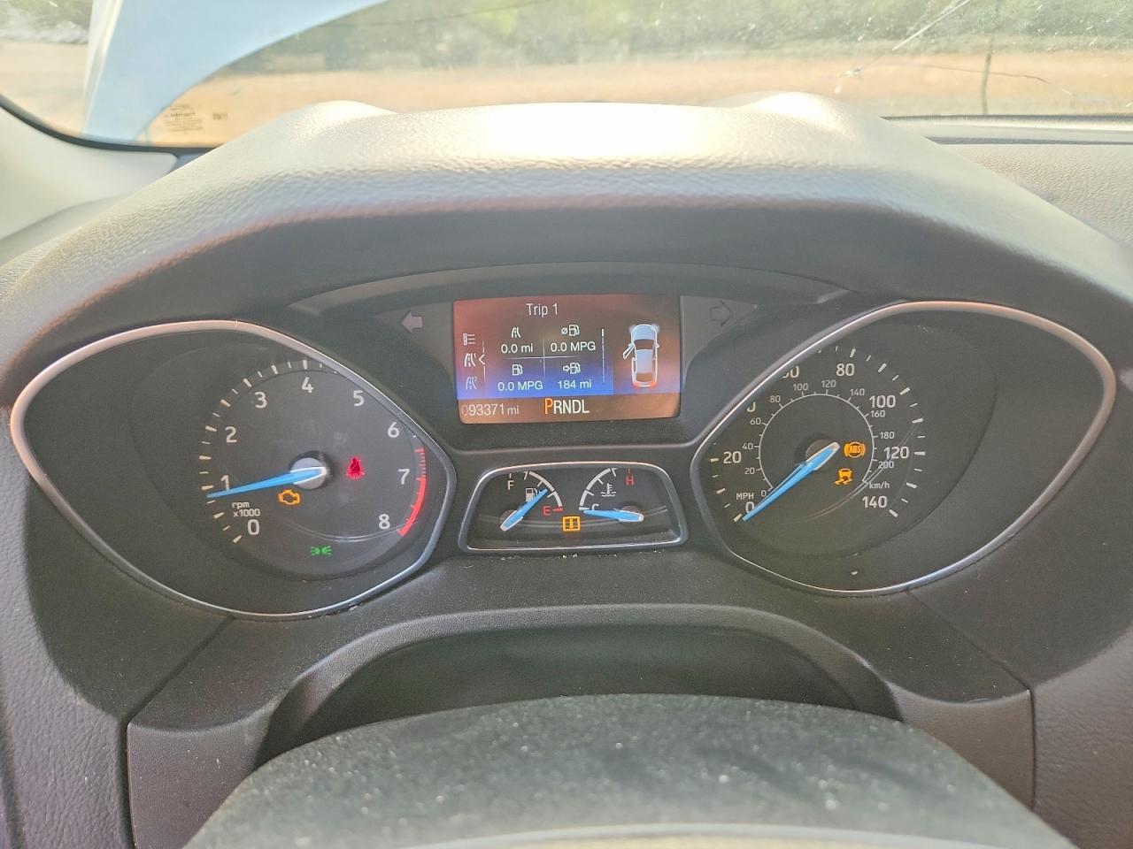 2016 Ford Focus S - zdjęcie 9