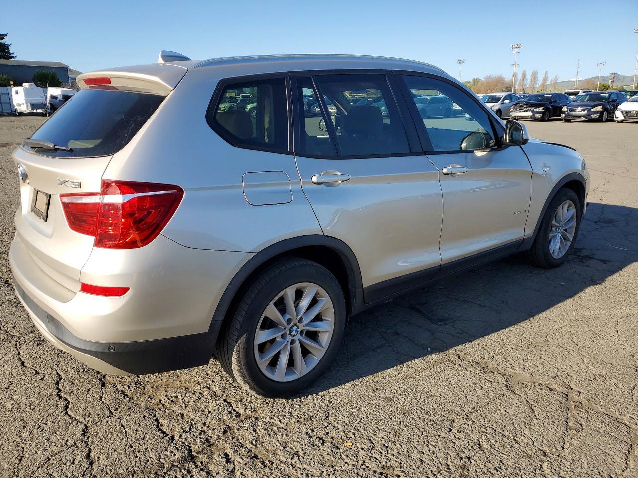 2016 BMW X3 xDrive28I - zdjęcie 3