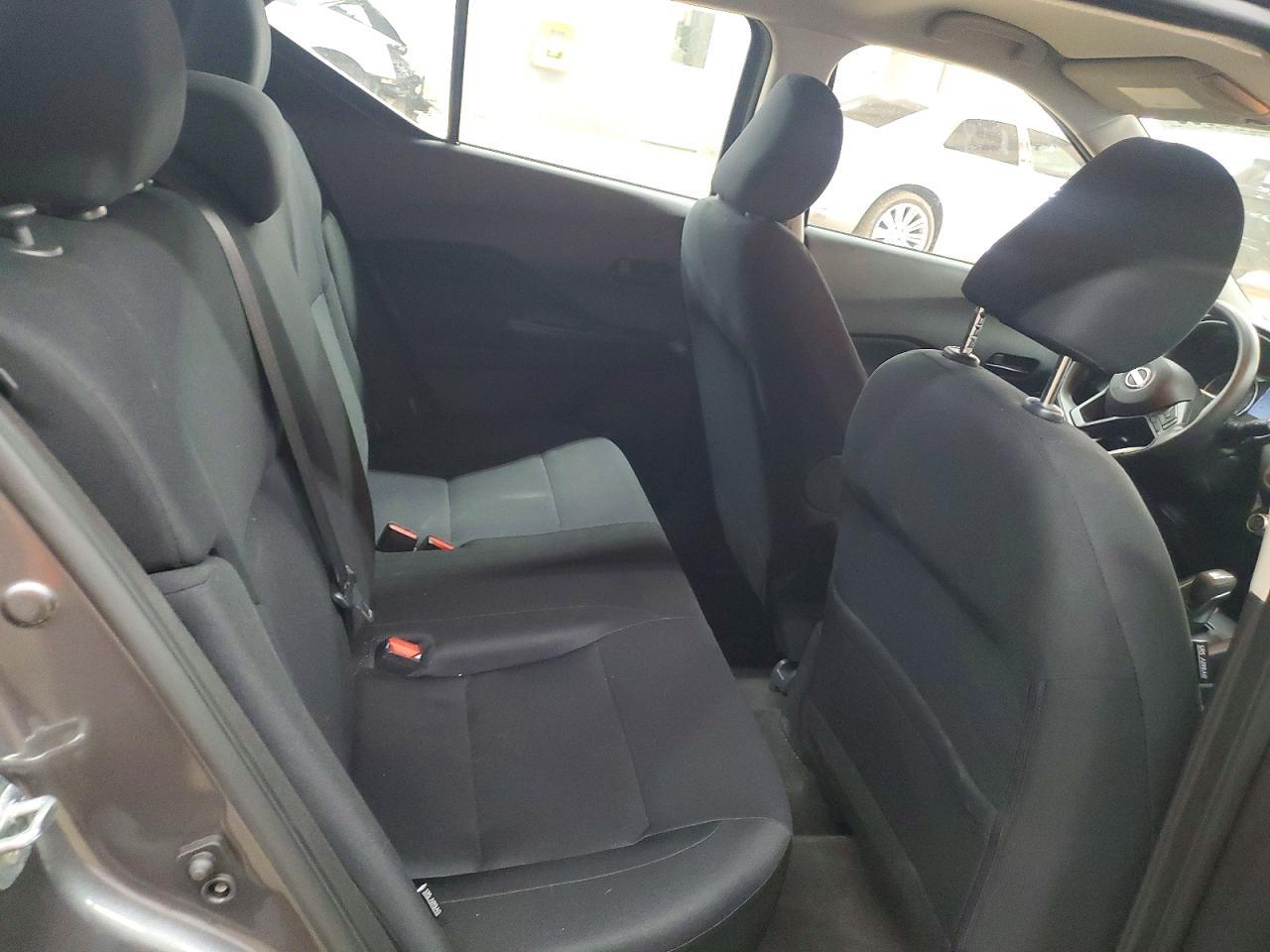 2024 Nissan Kicks S - zdjęcie 10