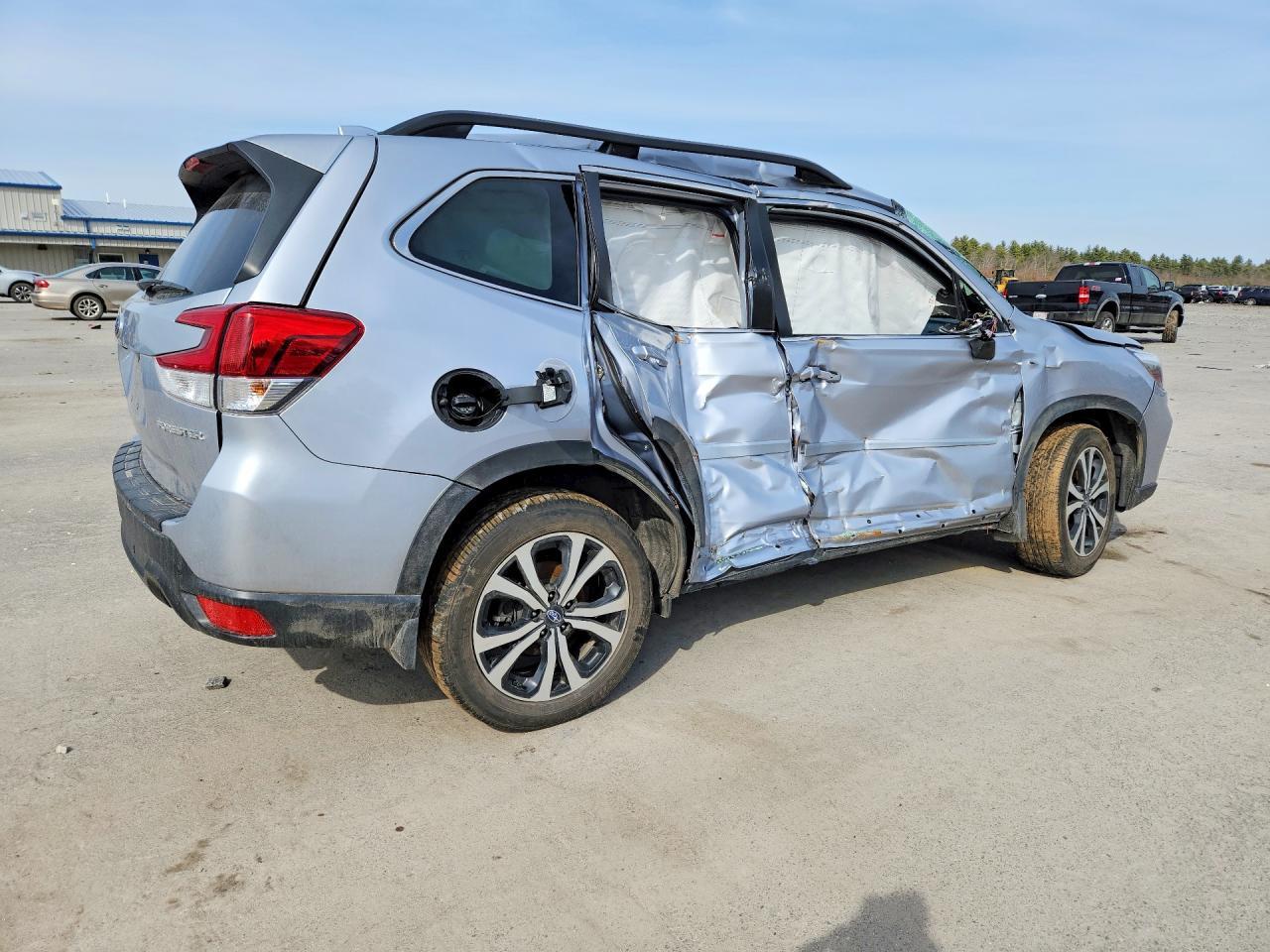 2021 Subaru Forester Limited - zdjęcie 3