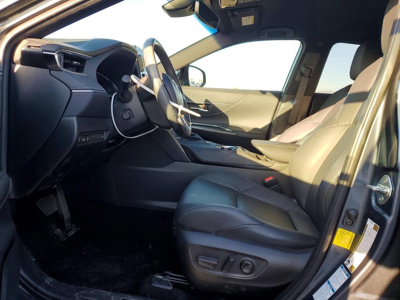 2022 Toyota Venza Xle - zdjęcie 7