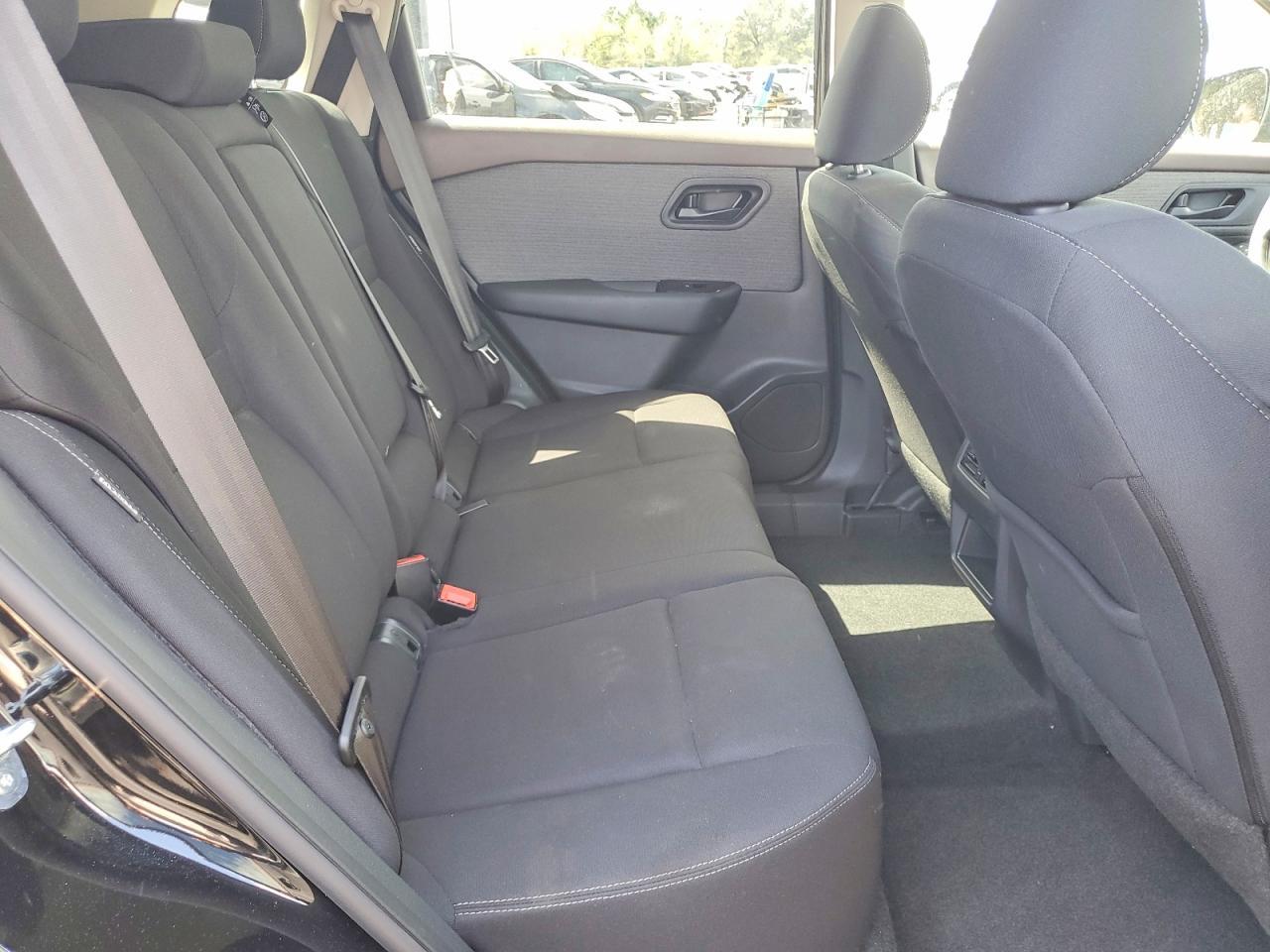 2023 Nissan Rogue S - zdjęcie 11