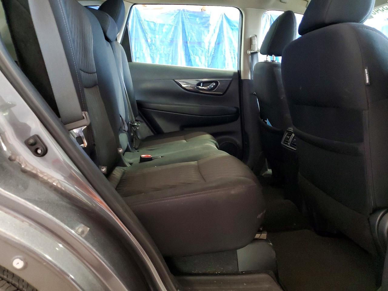 2018 Nissan Rogue S - zdjęcie 11