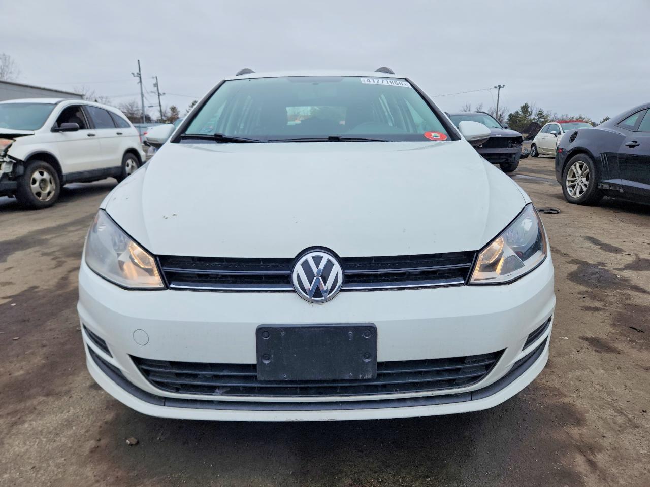 2017 Volkswagen Golf Sportwagen S - zdjęcie 5