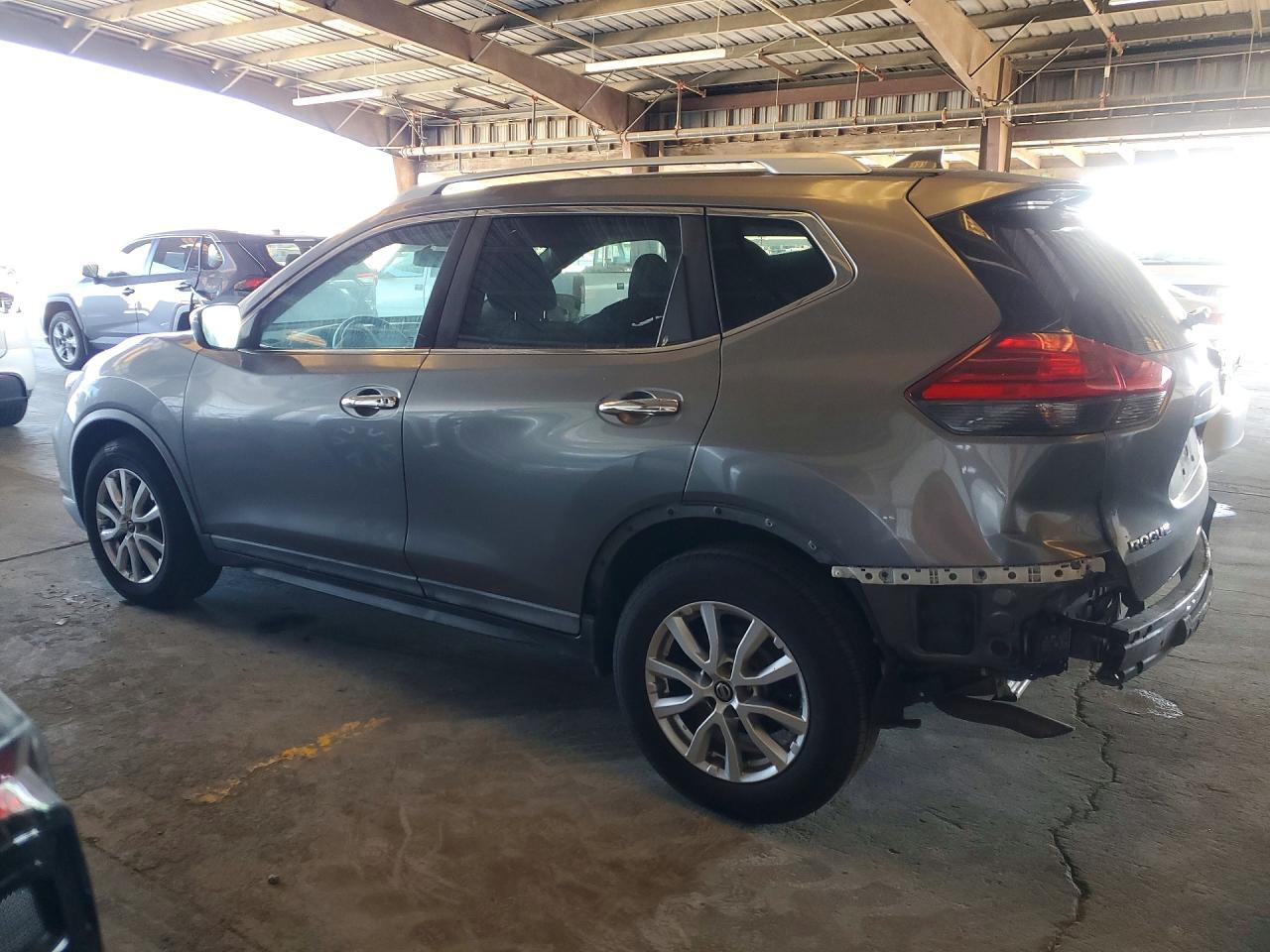 2017 Nissan Rogue Sv - zdjęcie 2