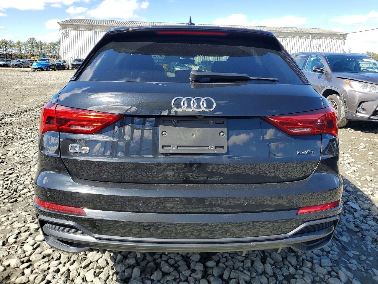 2021 Audi Q3 Premium Plus S Line 45 - zdjęcie 6