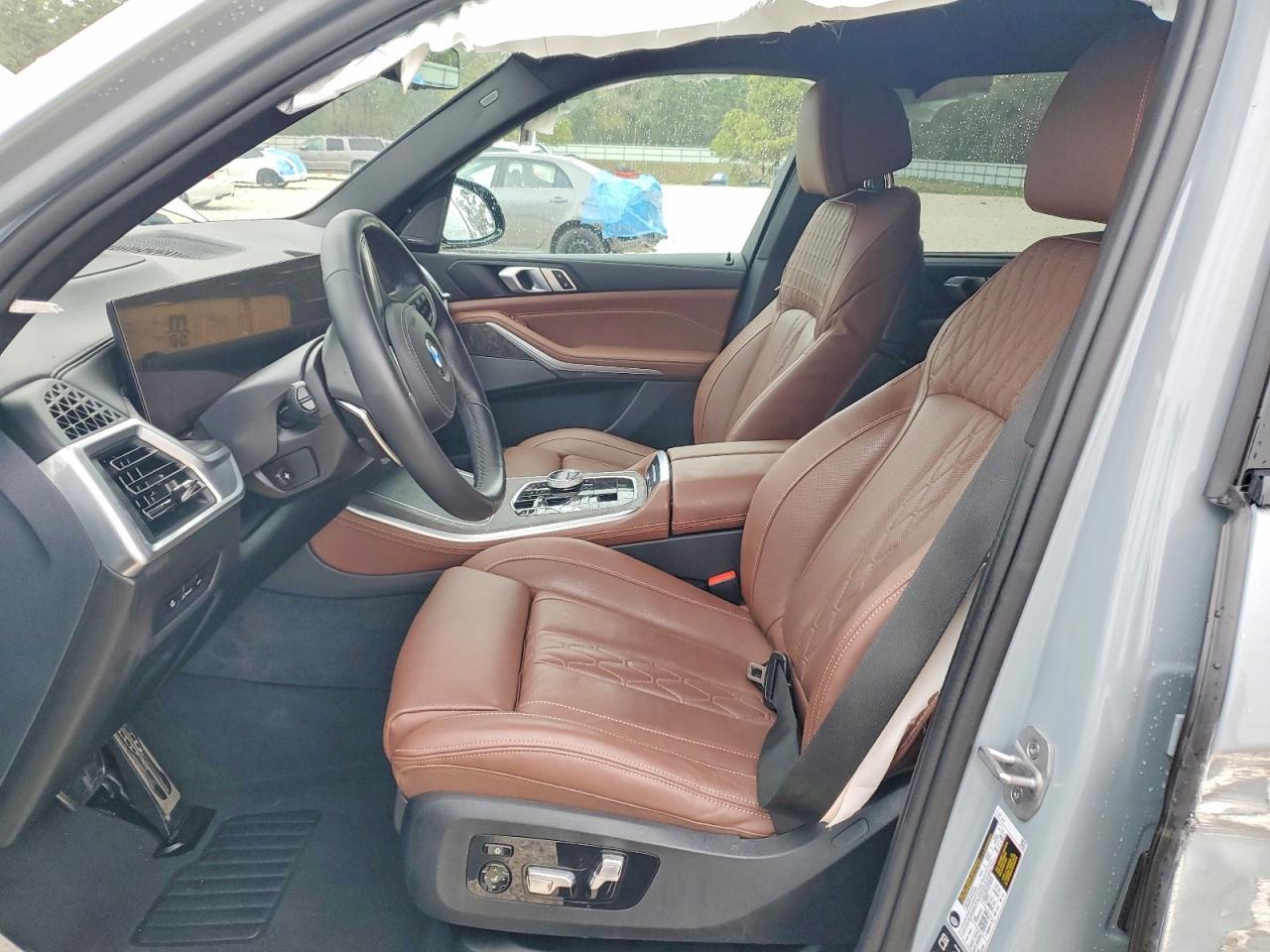 2024 BMW X5 xDrive40I - zdjęcie 7