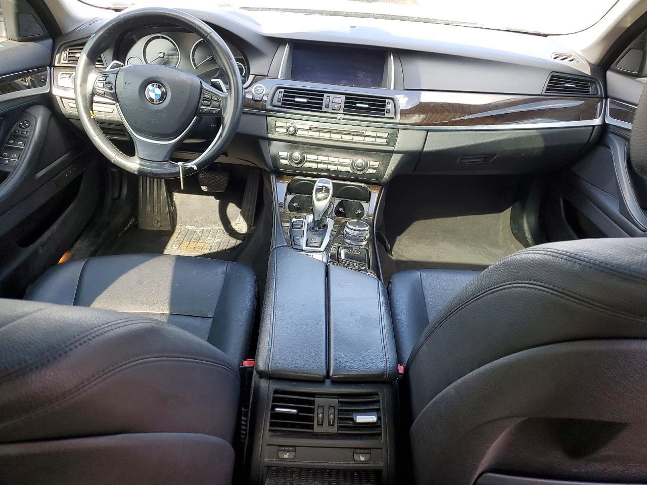 2016 BMW 535 Xi - zdjęcie 8