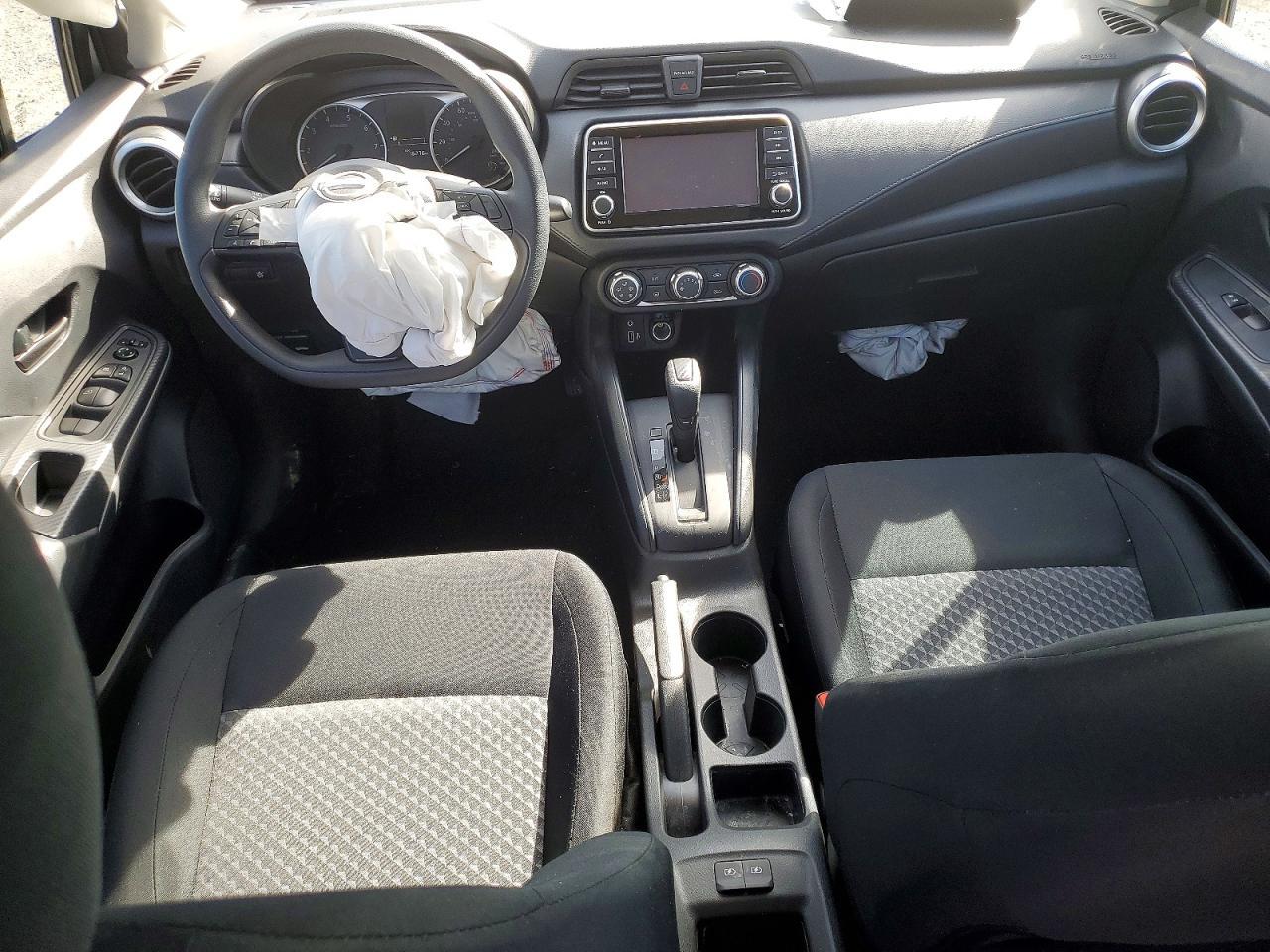 2024 Nissan Versa S - zdjęcie 8
