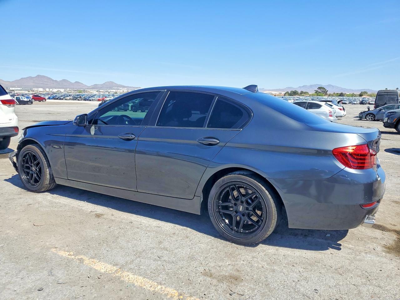 2016 BMW 535 I - zdjęcie 2