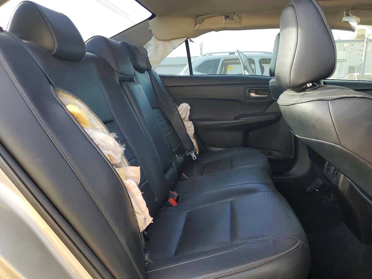 2015 Toyota Camry Xle - zdjęcie 10