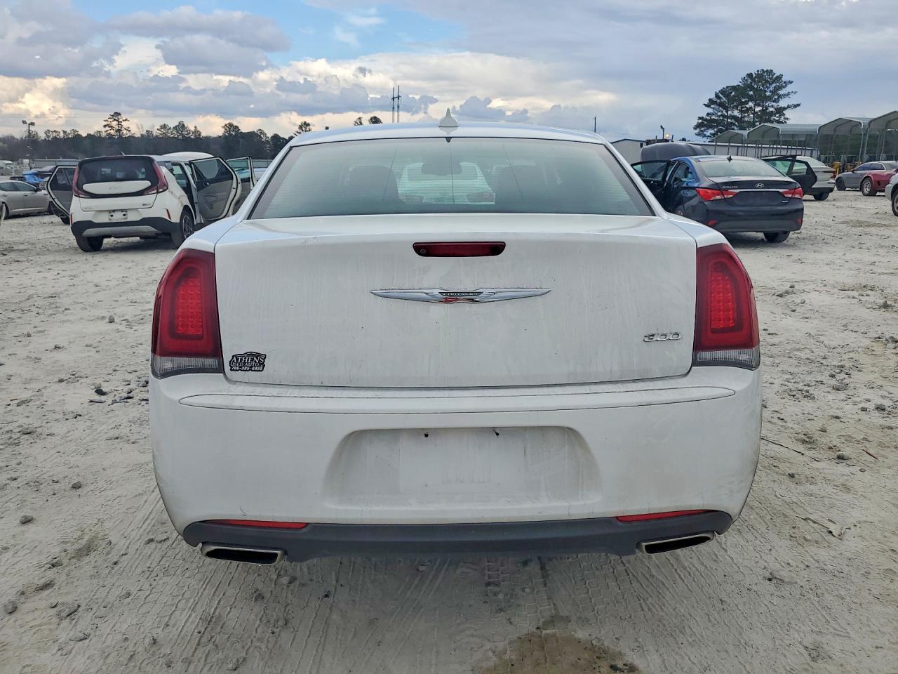 2019 Chrysler 300 Touring - zdjęcie 6