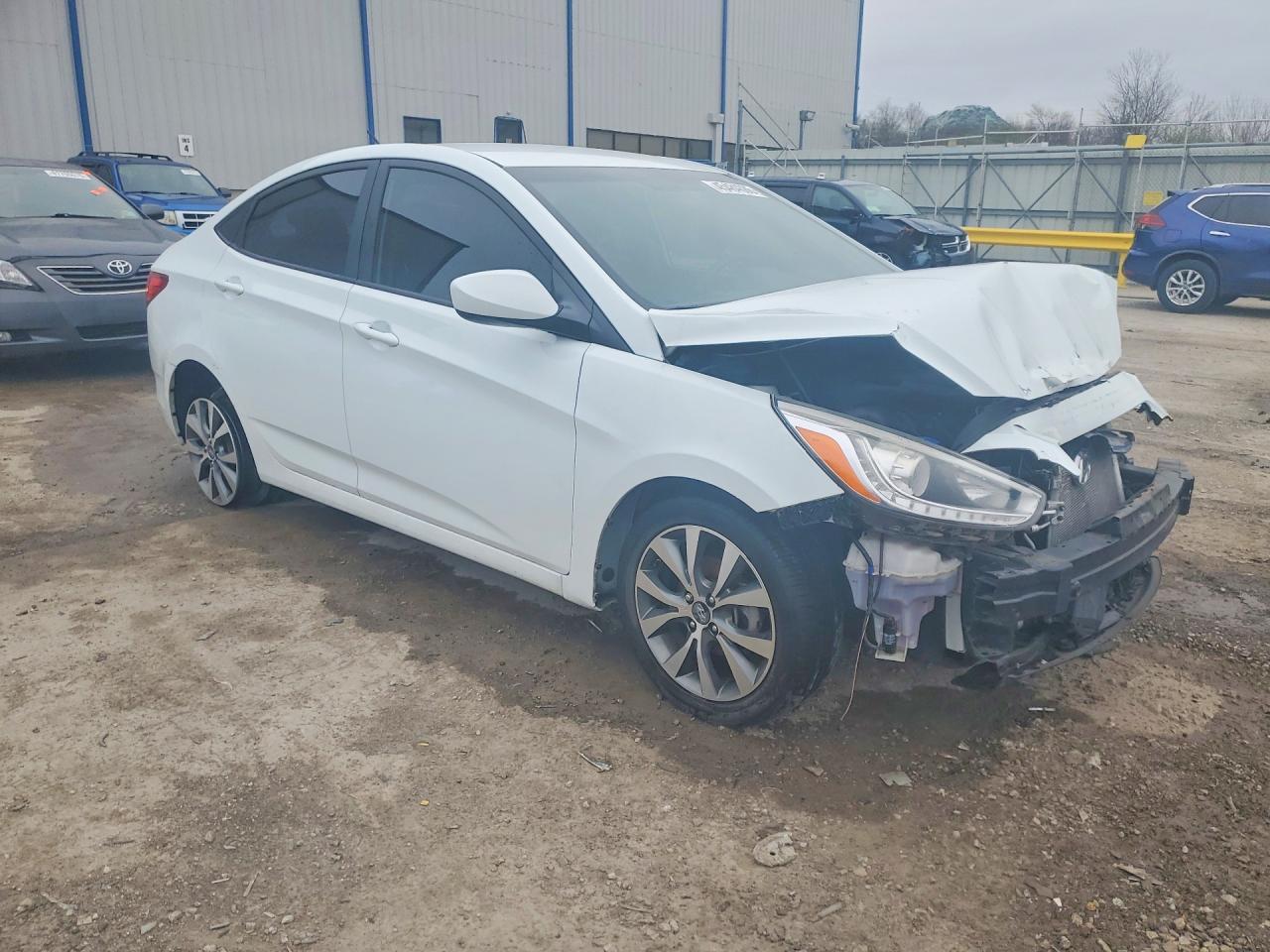 2016 Hyundai Accent Se - zdjęcie 4