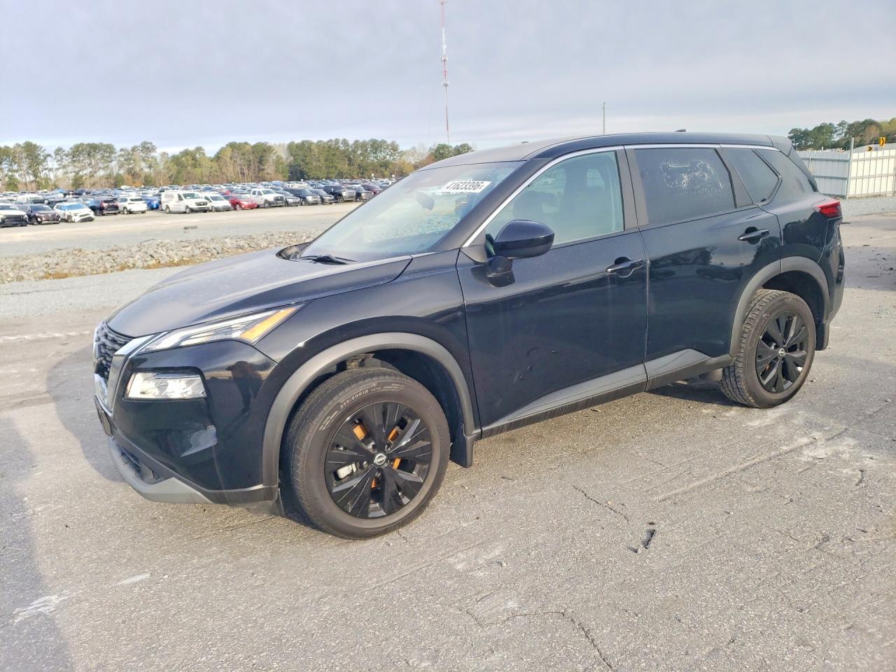 2023 Nissan Rogue Sv - zdjęcie główne