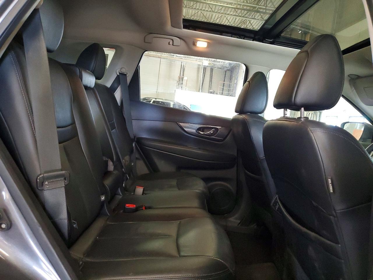 2016 Nissan Rogue Sl - zdjęcie 11