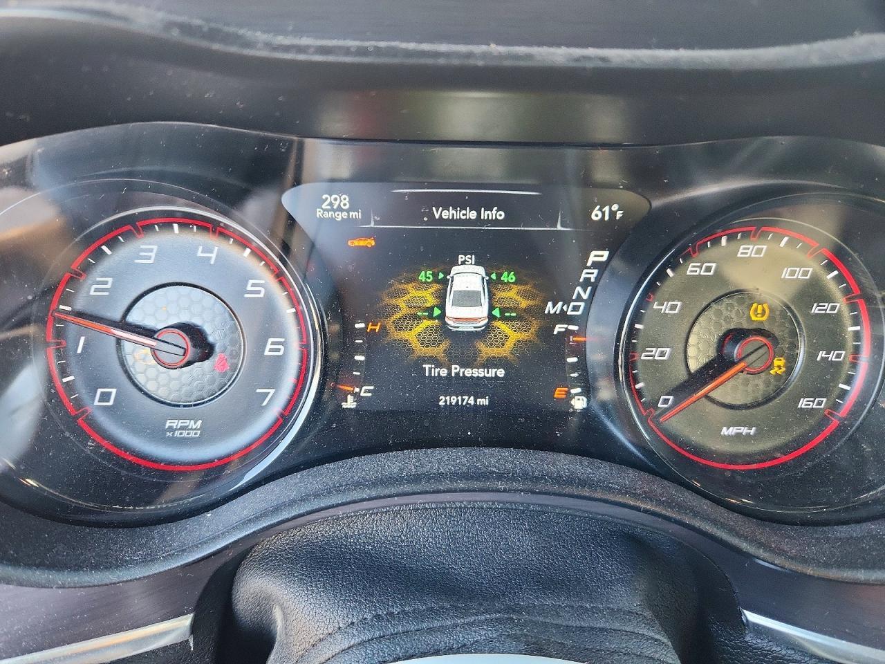 2017 Dodge Charger R - zdjęcie 9
