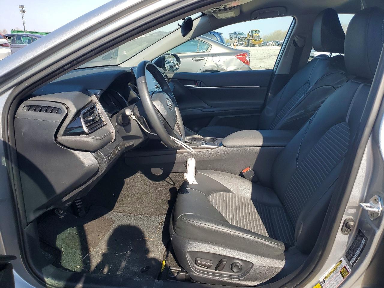 2024 Toyota Camry Se - zdjęcie 7