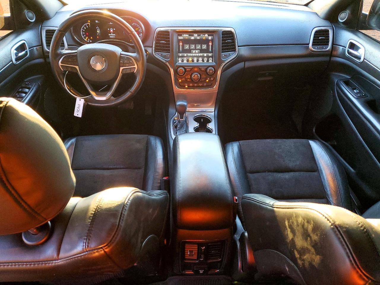 2018 Jeep Grand Cherokee Laredo - zdjęcie 8