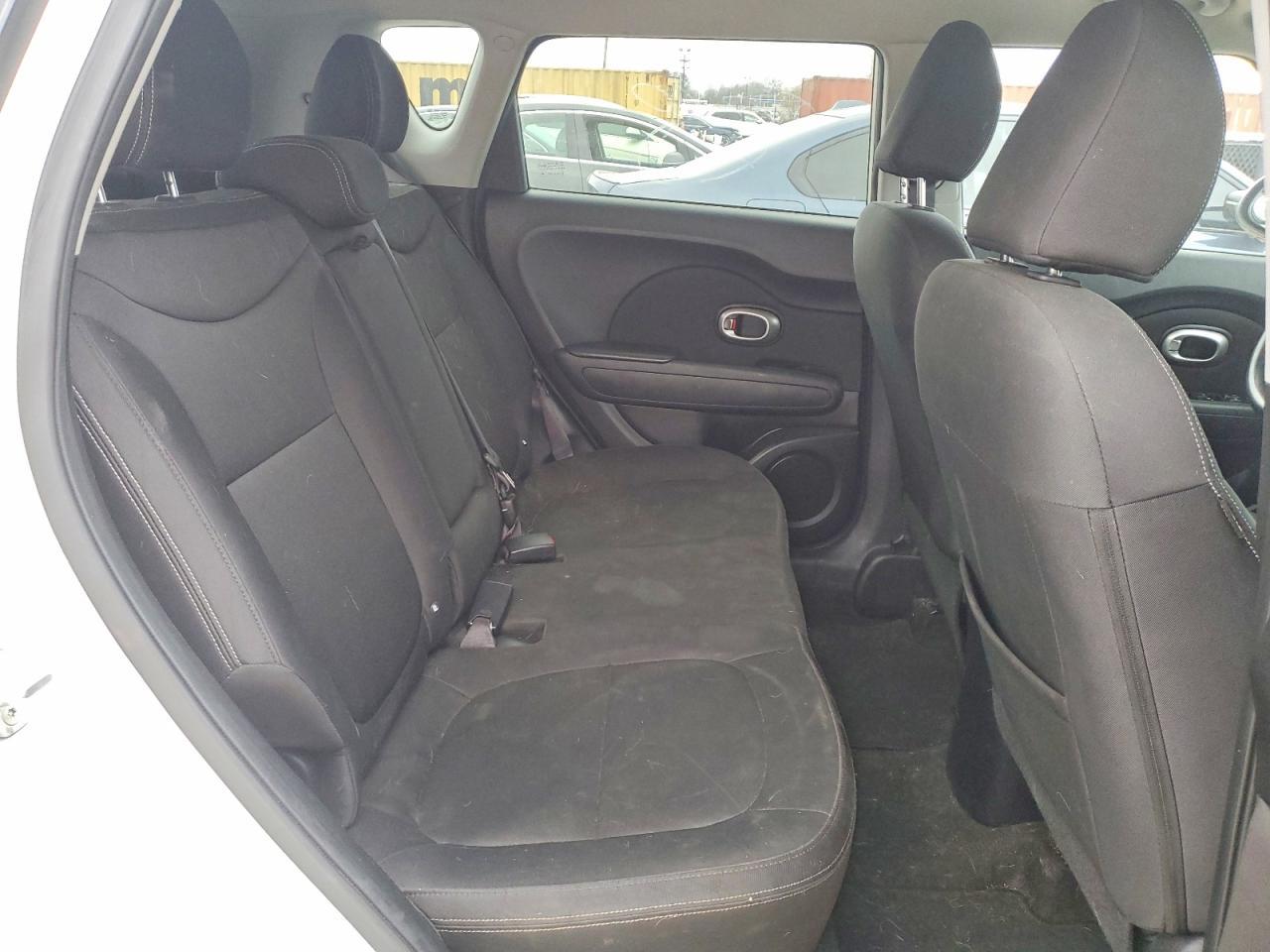 2014 Kia Soul Base - zdjęcie 10